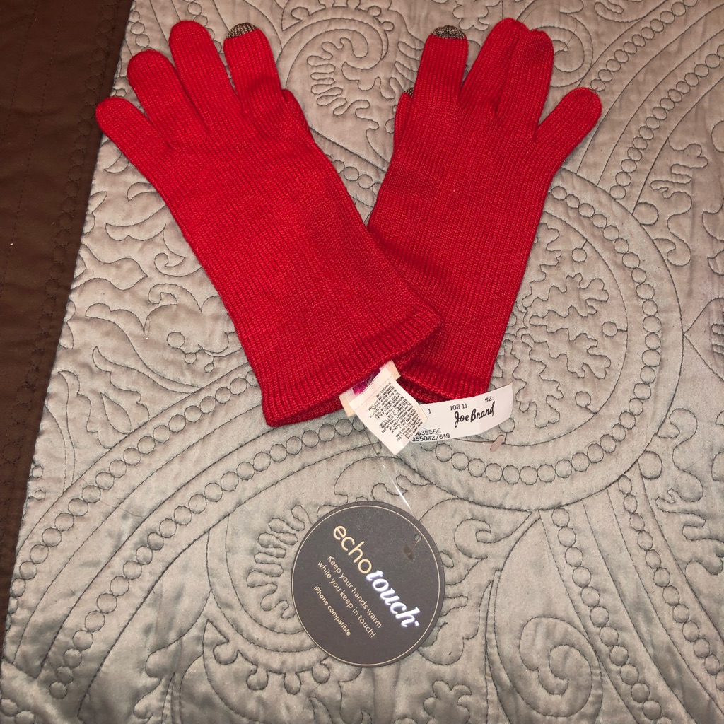 Echo Gloves